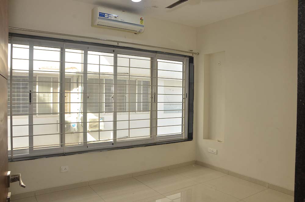 2bhk Shared apartment supercorridor indore